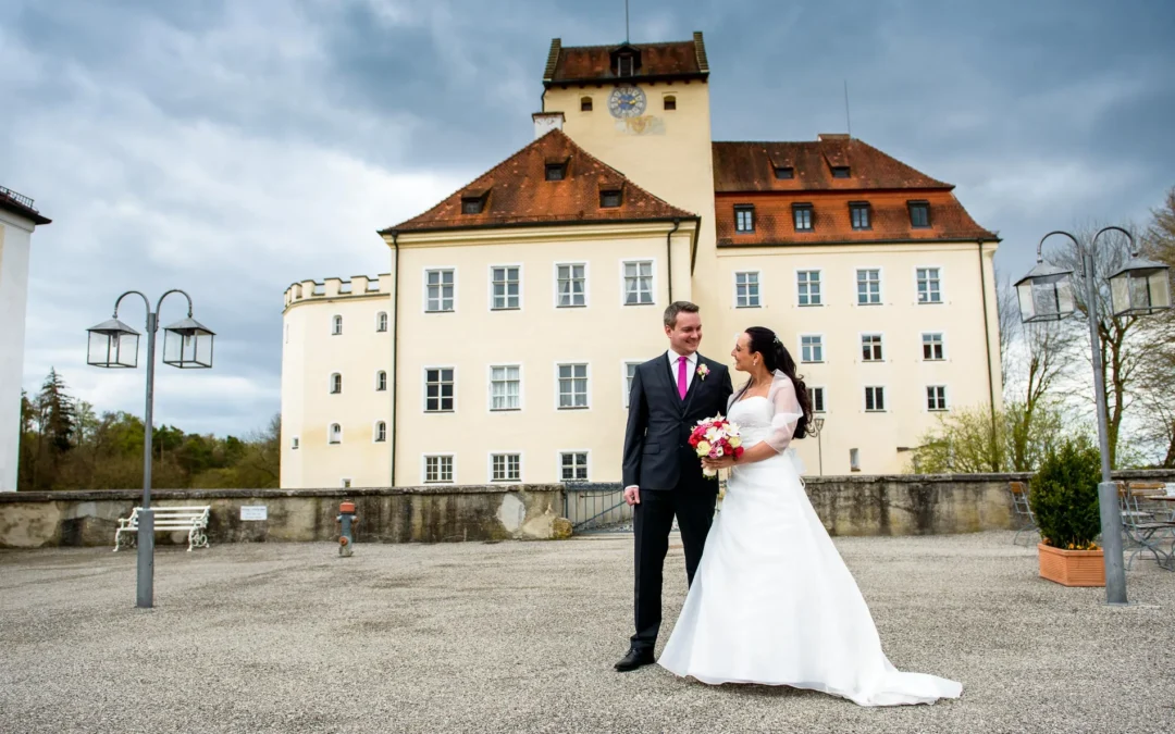 Hochzeitsfotograf Schloss Seefeld – Frühlingsmomente mit Charme
