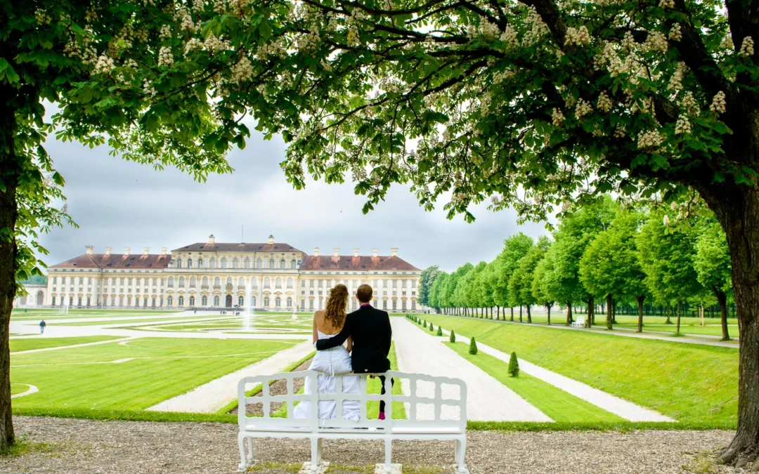 Hochzeitsfotografie mit Herz und Humor – Schloss Schleißheim & Schloss Aufhausen als traumhafte Kulisse