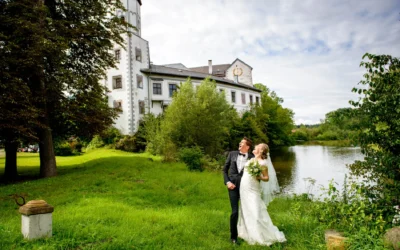 Hochzeit im Schloss Pertenstein – eine Sommerhochzeit mit Charme, Wetterwende und Gewölbekeller