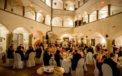 Hochzeitsreportage im Schloss Amerang – Ein Tag voller Charme und Cheeseburger