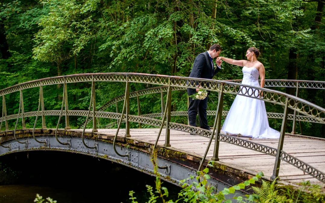Hochzeitsfotograf München: Ein Tag voller Licht und Seifenblasen im Schlosscafé Palmenhaus Nymphenburg