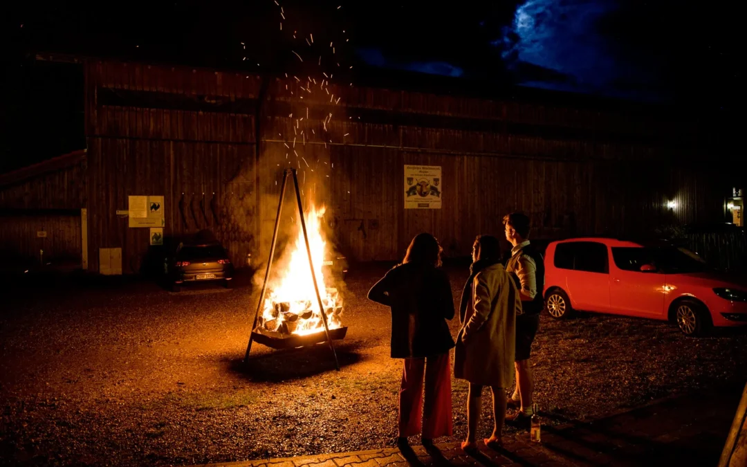 Hochzeit am Archehof Schlickenrieder in Otterfing – feiern mit Bio-Menü, Bergschafen und Hochzeitsfotograf