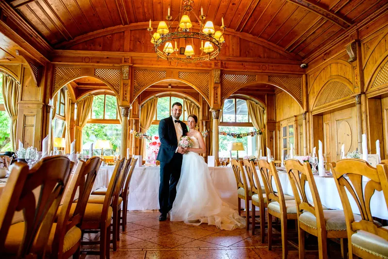 reportage-ammersee-hochzeit_3 Hochzeitsfotos im Fünfseenland mit Fokus auf echte Emotionen