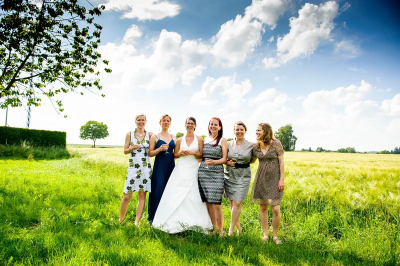 Portraitshooting mit Braut im Kornfeld bei Dachau